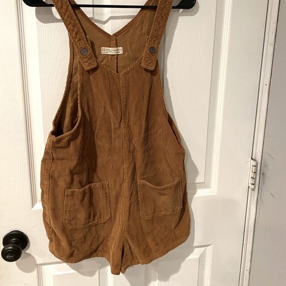 Zara Pants - Zara brown short overall